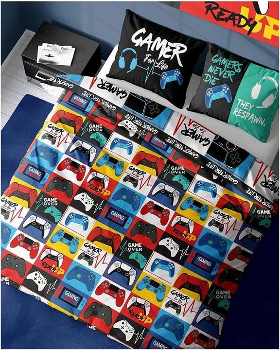 Actual product image Generic Gamer For Life bed linen set