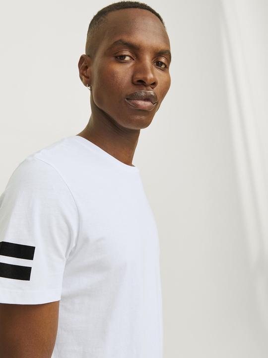 Actual product image Jack & Jones Single-coloured round neck T-shirt T-shirt (XS)