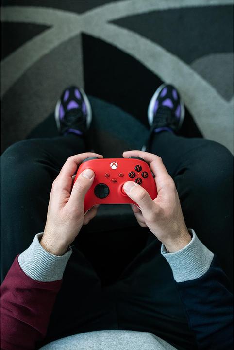Produktbild Microsoft Xbox Wireless Controller - Pulse Red (PC, Xbox One X, Xbox Series X, Xbox One S, Xbox Series S)