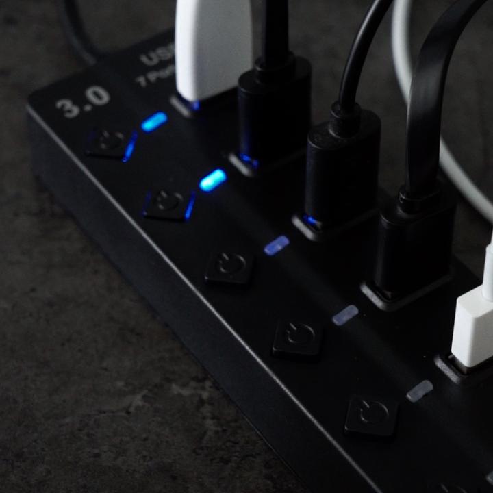 Produktbild Apfelkiste USB 3.0 Hub Adapter mit USB Port Steuerung Tastenschalter 5GB/s, 7 Ports (USB-A, 7 Ports)