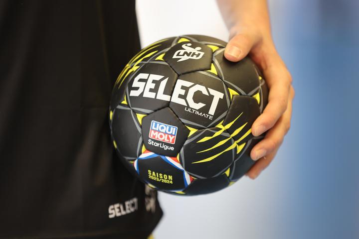 Produktbild Select handball ultimate replica lnh 2023 (0)