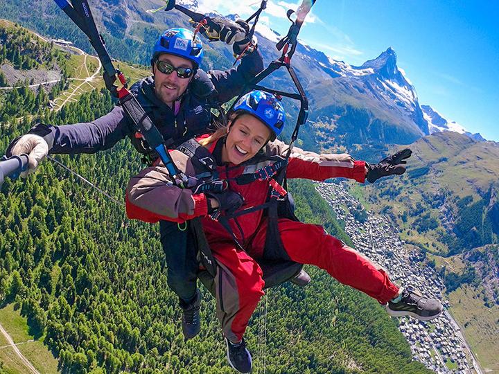 Produktbild Smartbox Magischer 25 Min. Gleitschirmflug in Zermatt, Kanton Wallis (1 Pers.)