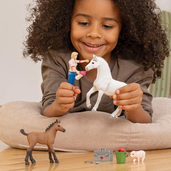 Productafbeelding Schleich Dierenarts bezoekt Merrie en Veulen