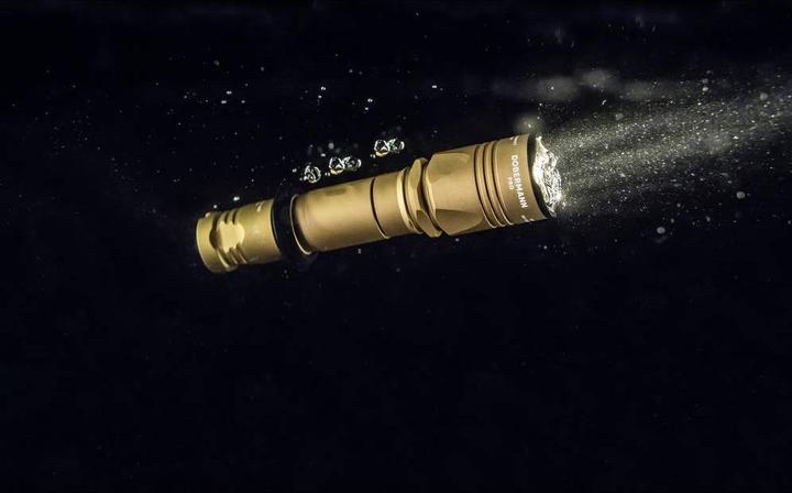 Actual product image ArmyTek Dobermann Pro Magnet USB Sand Warm LED torch with wrist strap, with holster battery-powered (15 cm, 1400 lm)