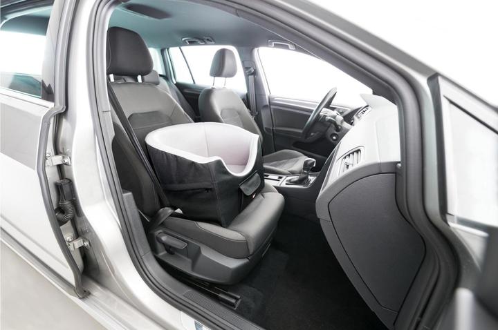 Actual product image Trixie Car seat (Dog, Reflectors, Safety closure)