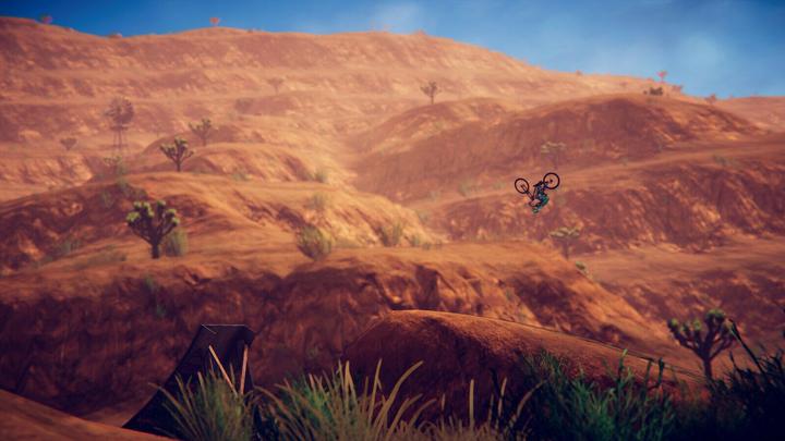 Actual product image Sold Out Descenders (PS4, DE)