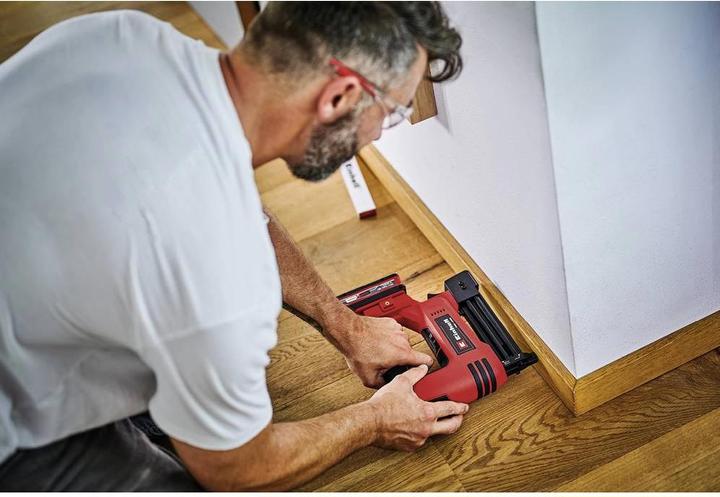 Productafbeelding Einhell TE-CN 18 Li Accu Spijkermachine + 2.5 Ah Starter Kit