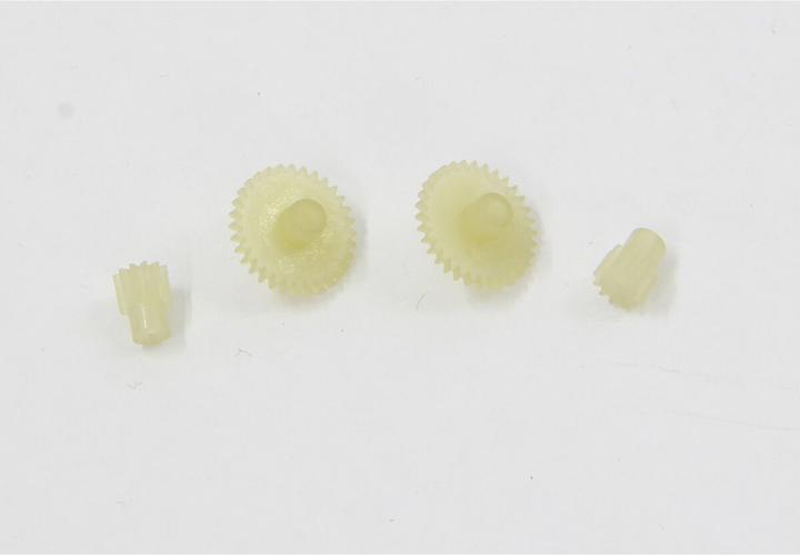 Actual product image Jamara Gear set P-38 Lightning/ B-17 1pair