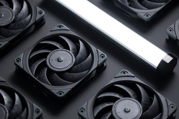 Image du produit Noctua NF-A12X25 PWM chromax.black.swap (120 mm, 1 x)