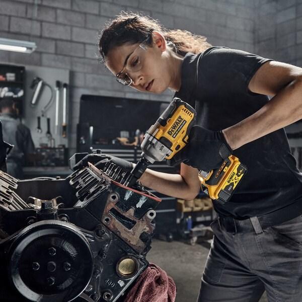 Image du produit DeWalt DCF892NT-XJ (Fonctionnement sur batterie)