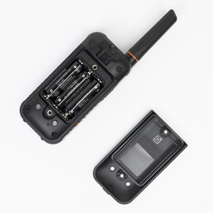 Actual product image PNI Portable radio PMR R80 PRO, set of 2, 0.5 W, 16 channels, waterproof IP67, with LED torch