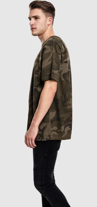 Actual product image Urban Classics Camo Oversized Tee (M)
