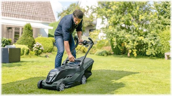 Immagine prodotto Bosch Home & Garden UniversalRotak 36-550 (Batteria ricaricabile)