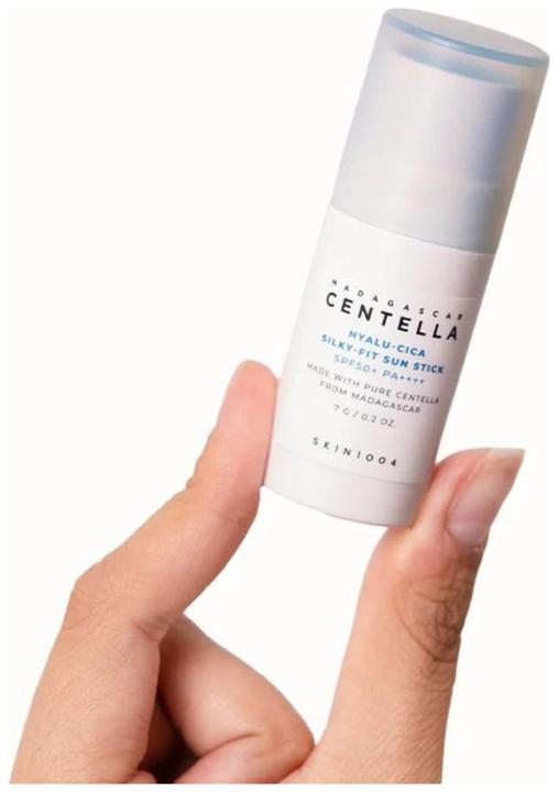 Image du produit Skin1004 Madagascar Centella Hyalu-Cica Silky-Fit (Stick solaire, SPF 50, 7 g)