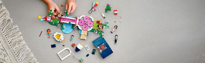Actual product image LEGO Friends - Heartlake City Park (41447, LEGO Friends)