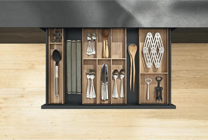 Actual product image Blum Frame for LEGRABOX pure/free AMBIA-LINE 100