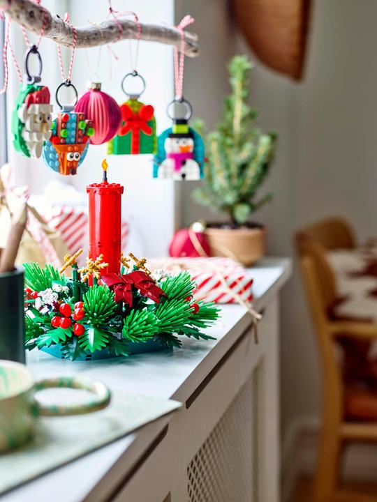 Image du produit LEGO Arrangement de Noël (40743, LEGO Iconic)