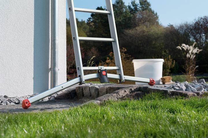 Immagine prodotto Hailo S100 ProfiLOT, scala combinata in alluminio a 3 sezioni, 3x12 pioli (Scala doppia, 48 cm)