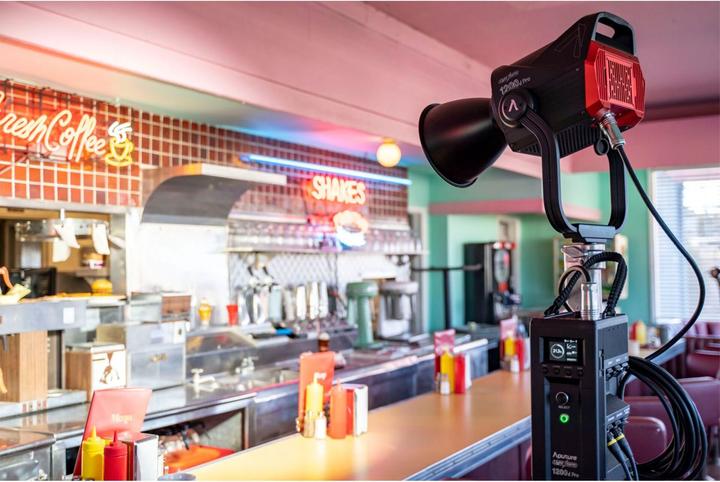 Actual product image Aputure LS 1200d Pro (Studio light)
