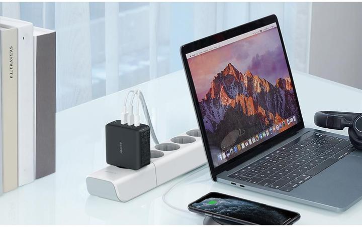 Produktbild Aukey Omnia Mix3 PA-B6S (90 W)