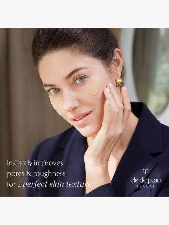 Image du produit Clé De Peau Radiant Fluid Foundation Matte WB20 (WB20 - Rose moyen clair)