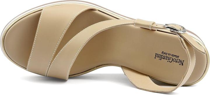 Actual product image Nero Giardini Ussita (41)