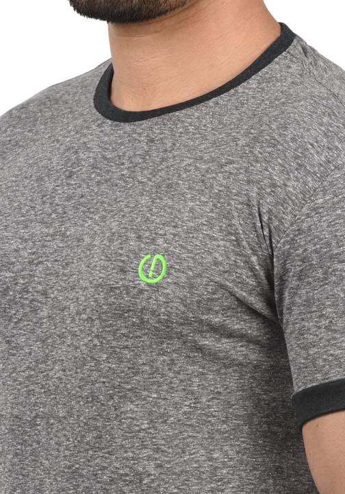 Actual product image Solid BennTee Men's T-Shirt (M)