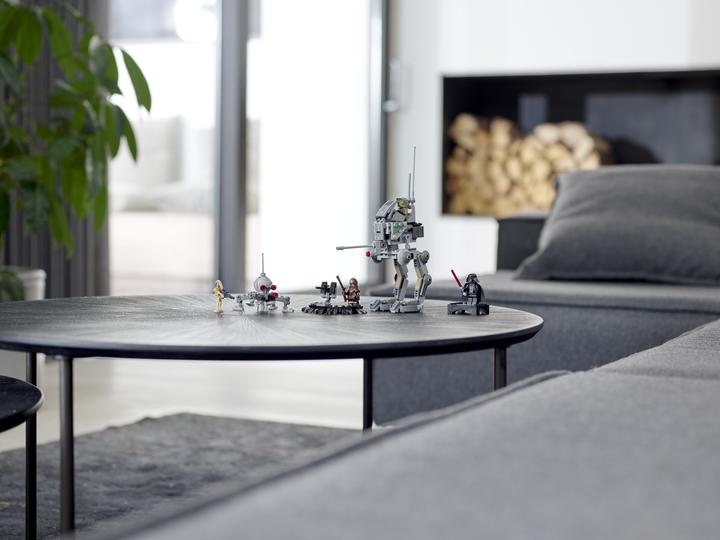 Produktbild LEGO Clone Scout Walker - 20 Jahre Star Wars (75261, LEGO Star Wars)