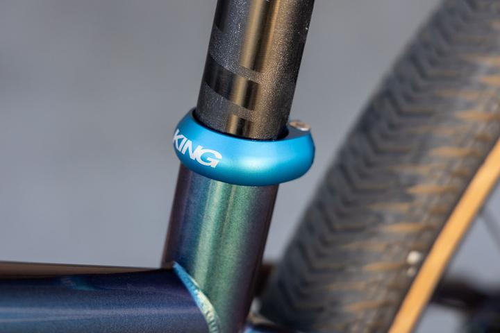Actual product image Chris King Seatpost Collar, 31.8mm, matte turquoise