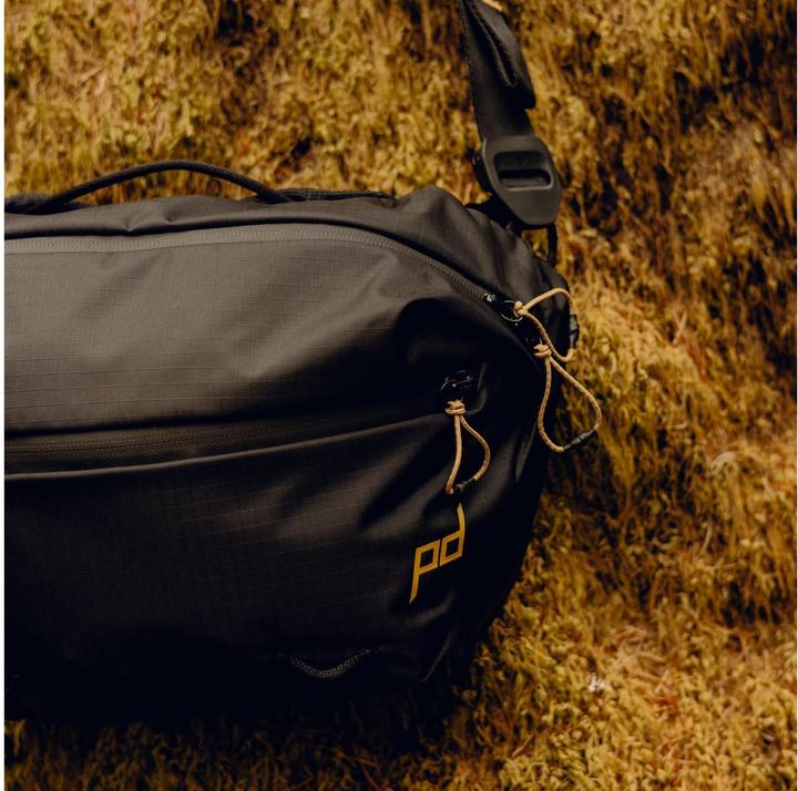 Actual product image Peak Design Outdoor Sling 7L (Camera shoulder bag, 7.50 l)