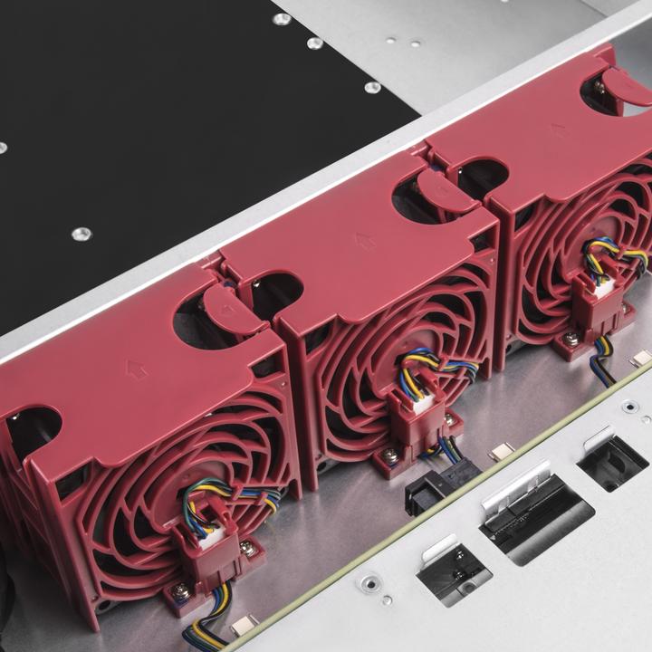 Actual product image Silverstone RM22-312 rackmount server case, 2U, E-ATX