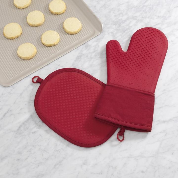 Produktbild OXO Küchenhandschuh, rot (Silikon)