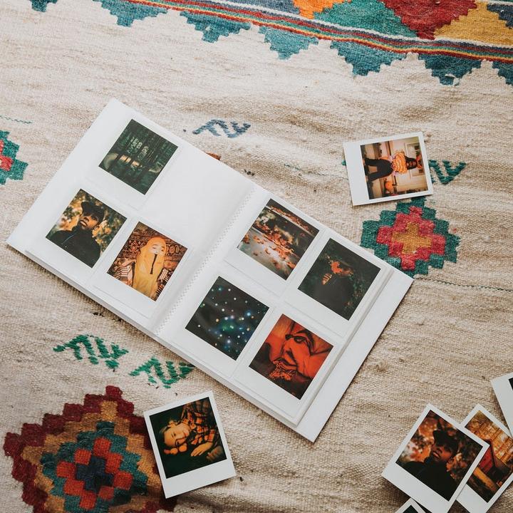 Actual product image Polaroid I-Type