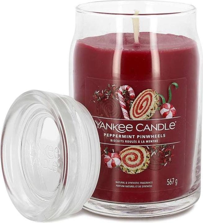 Actual product image Yankee Candle Peppermint Pinwheels Signature Large Jar Scented Candle