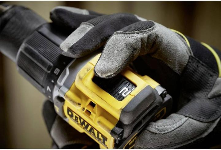 Actual product image DeWalt DCD799P2T-QW 2-Gang-Akku-Schlagbohrschrauber inkl. 2. Akku, inkl. Ladeg