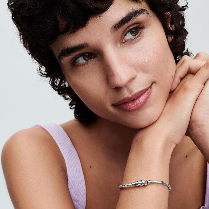 Actual product image Pandora Moments magnetic clasp snake link bracelet (19 cm, 925 Sterling silver)