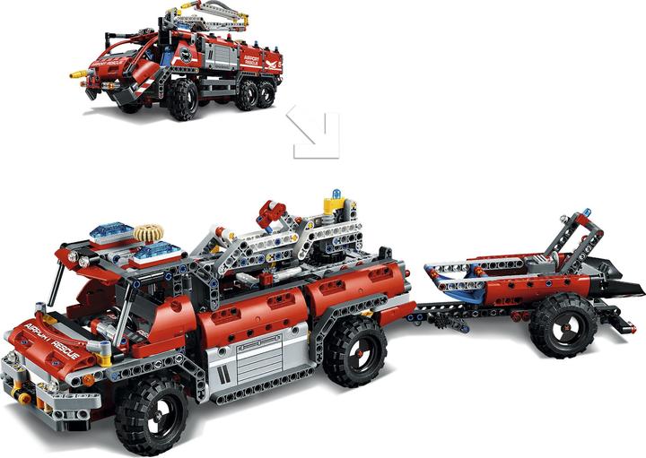 Actual product image LEGO Technic airport fire engine (42068, LEGO Technic)