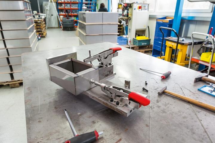 Produktbild Bessey Druck/Zug-Kniehebelklemme (10 mm)
