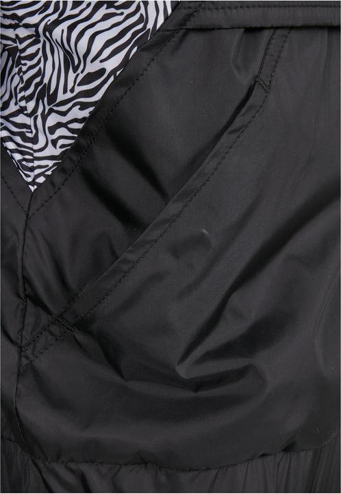 Actual product image Urban Classics Ladies AOP Mixed Pull Over Jacket - 5730 (M)