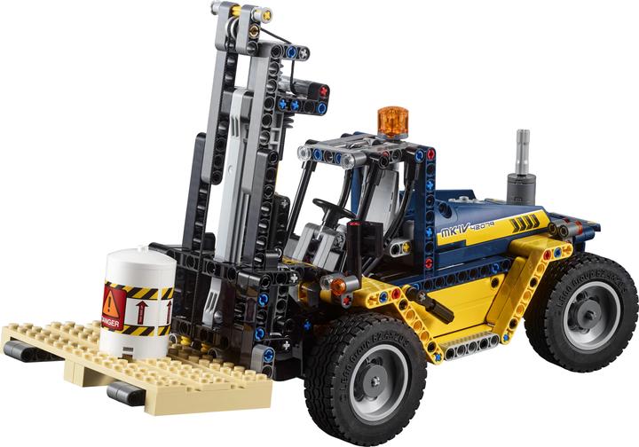 Actual product image LEGO Heavy-duty forklift truck (42079, LEGO Technic)