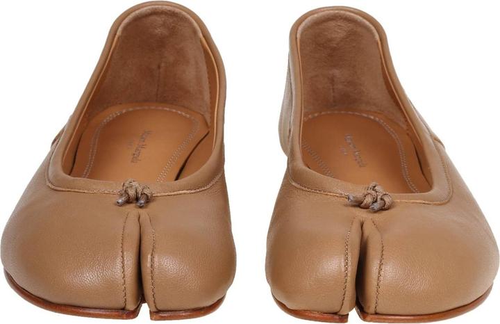 Immagine prodotto Maison Martin Margiela Maison margiela tabi ballerina in camel color leather (38)