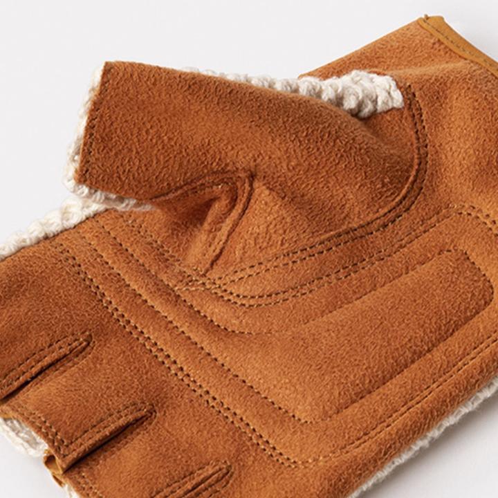 Actual product image Thousand Little Five Gloves Cream (S) (S)
