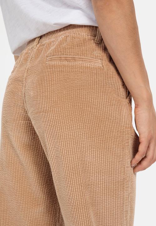 Actual product image Camel Active Cord trousers in loose fit (31)