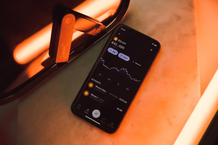 Image du produit Ledger Nano X - Noir onyx (Lithécoïne, Zcash, Se dépêcher, Bitcoin, Vertcoin, Neo, éther, Ubiq, Ethereum Classic, Bitcoin cash, Stellaire, Komodo)