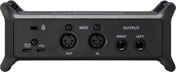 Actual product image Zoom UAC-232/C (USB)