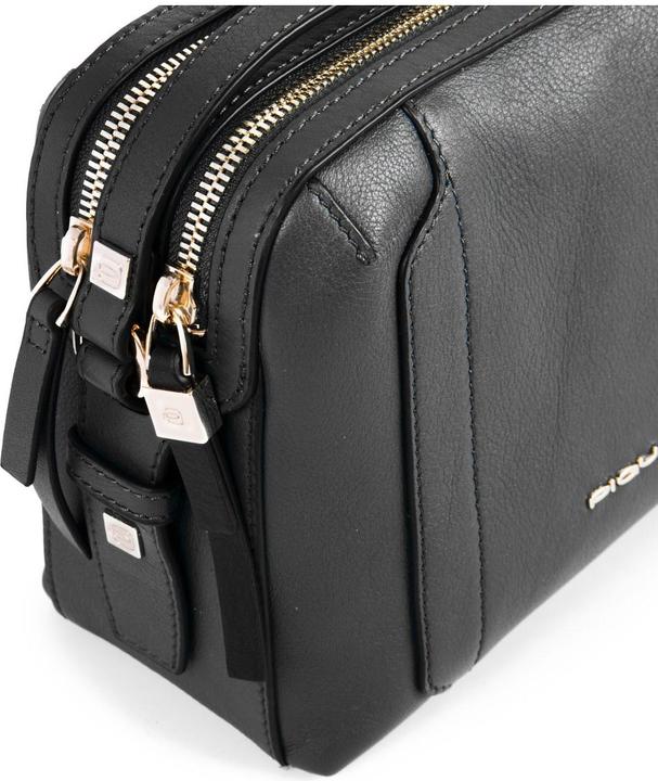 Actual product image Piquadro Camera Case Crossover Bag
