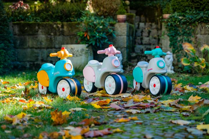 Actual product image Falk Toys Strada Early Years Vespa