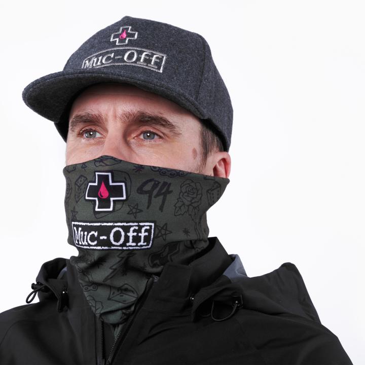 Actual product image Muc-Off Lightweight Neck Gaiter green