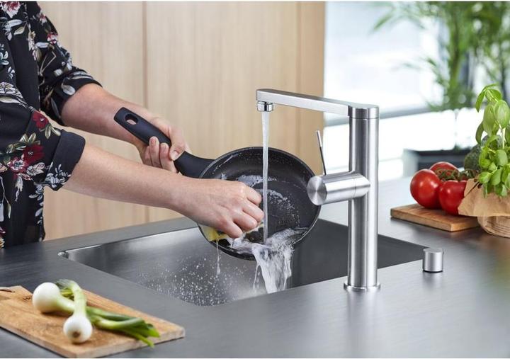 Actual product image DrinkPure Drinking water filter with wall bracket M22 / M24