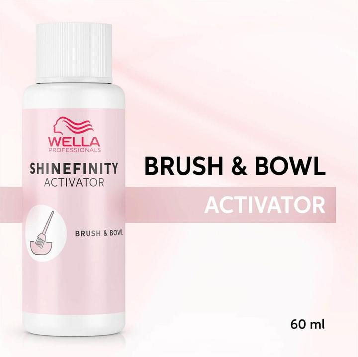 Produktbild Wella Shinefinity Activator Brush & Bowl